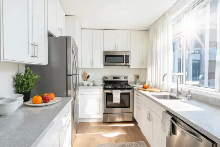 Multifamily model unit kitchen